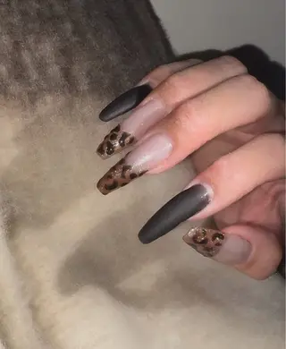 ネイル hnt △TRIOSのネイルデザイン