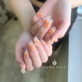 ネイル アトリエ　ミモザ所属・いまむら あかりのネイルデザイン