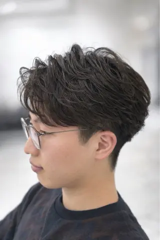 ショート パーマ メンズ 【メンズパーマ特化】 🍏網中勇喜のヘアスタイル