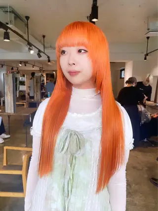 ロング カラー 暖色カラー🍒 ケアブリーチ/akiのヘアスタイル