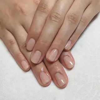 ネイル THECOLORS所属・近貞 莉奈のネイルデザイン