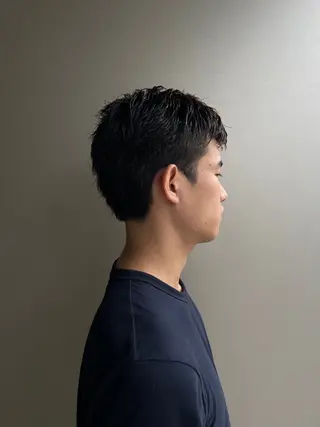 ショート メンズ 吉田一輝 外国人パーマのヘアスタイル