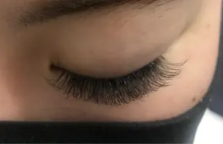 マツエク・マツパ NEON博多店 chinatsuのマツエク・マツパデザイン