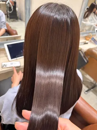 セミロング FRAME ASUKAのヘアスタイル