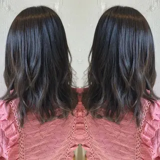 ミディアム あらき ちさとのヘアスタイル