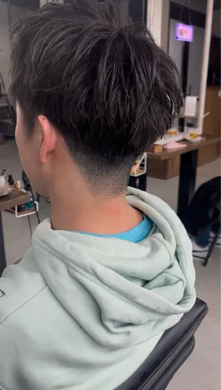 ショート メンズパーマ&透明感 カラー特化谷村のヘアスタイル