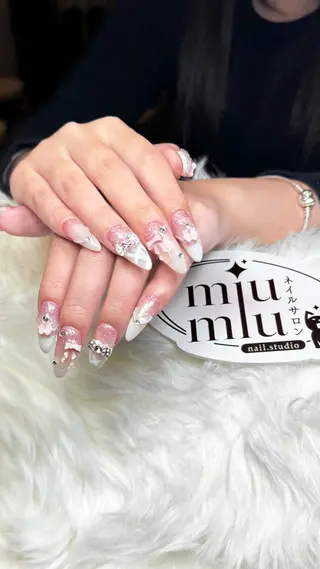 ロング Miu Miu Nail Studio所属・yu naのネイルデザイン