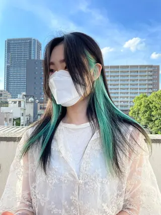 ミディアム カラー tomo🍒パーマ ハイトーン似合わせのヘアスタイル