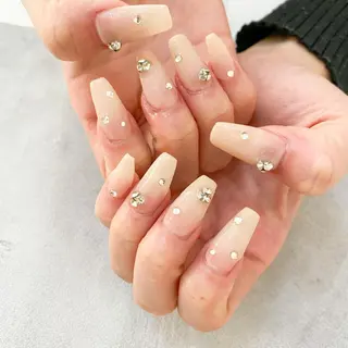 ネイル ゴテゴテ💙ワンホン リオナのネイルデザイン