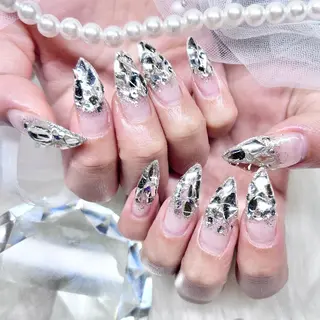 ネイル Lumo所属・めろち ちゃんのネイルデザイン