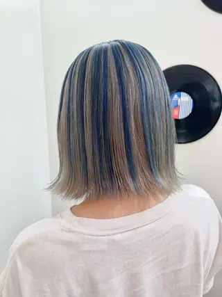 ショート カラー ヘアアレンジ 🧨ブリーチー×ボブ レイヤー💎じゅえるのヘアスタイル