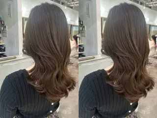 ロング レイヤー透明感カラー / MAIKAのヘアスタイル