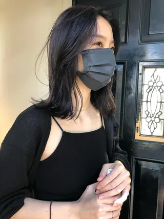 ミディアム カラー NOUN所属・eri kinjoのヘアスタイル