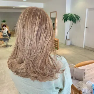 セミロング カラー 髪質改善 / NANAのヘアスタイル