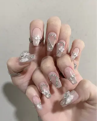 ネイル Lina nail所属・Lunaa 池袋のネイルデザイン