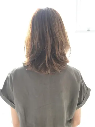 ミディアム セミロング パーマ 黒川 真実のヘアスタイル