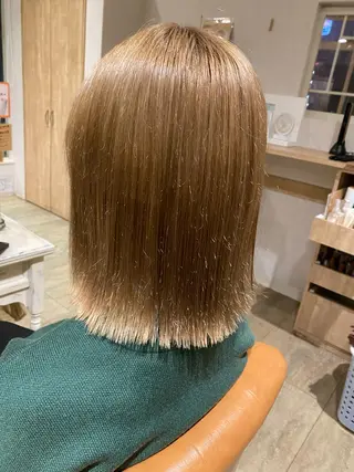 ミディアム 大島 瑞穂　ビズヘアーのマツエク・マツパデザイン