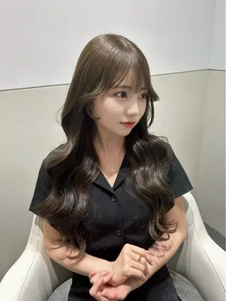 セミロング カラー 🩷韓国ヘア/ヨシン モリ🩷Maikaのヘアスタイル