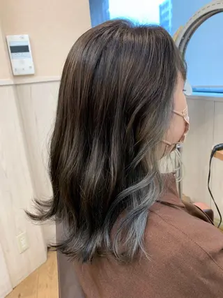 セミロング カラー yuri🌼 NUMBER 天王寺のヘアスタイル