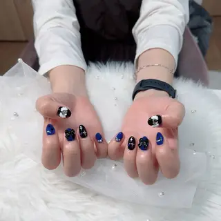 ネイル Nailsalon Lightsのネイルデザイン