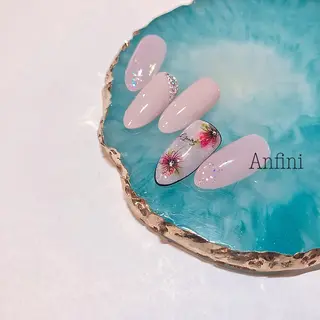 ネイル Anfini アンフィニのマツエク・マツパデザイン