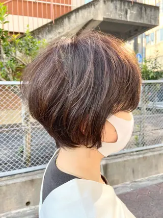 ショート カラー 田中 あやなのヘアスタイル