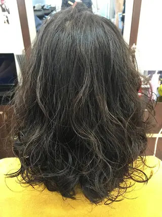 ショート ミディアム セミロング ロング カラー パーマ ヘアアレンジ メンズ キッズ ネイル まつエク MODEK's阿倍野 伊藤サダキのヘアスタイル