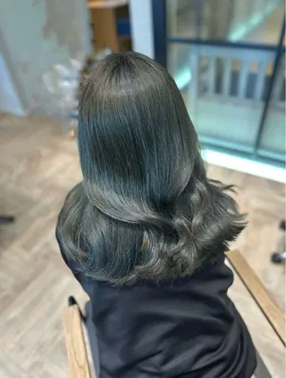 ロング 髪質改善・艶カラー 加茂瑞希のヘアスタイル