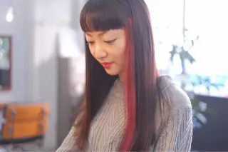 ロング カラー 松岡 俊輔のヘアスタイル