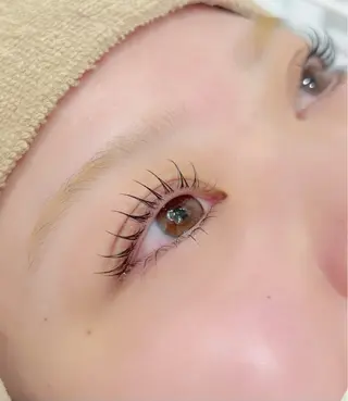 マツエク・マツパ 尾﨑 りおのマツエク・マツパデザイン