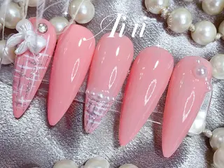 ネイル ネイルサロンAiri 長さ出し·シンプルのネイルデザイン