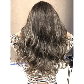 ロング カラー 井上 一平のヘアスタイル