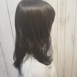 ミディアム カラー パーマ embrace エンブレイスのヘアスタイル