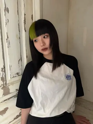 セミロング カラー 笹原 叶のヘアスタイル