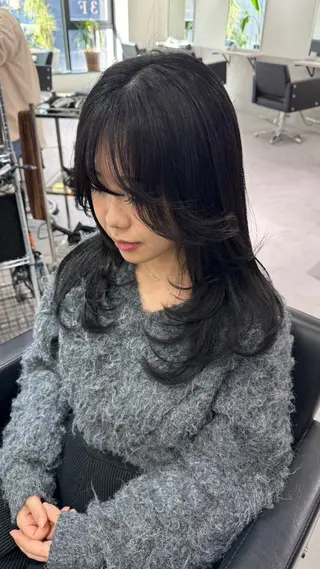 ミディアム CIERA.南船場所属・yuna🧡/心斎橋 ハイトーン/ブリーチのヘアスタイル