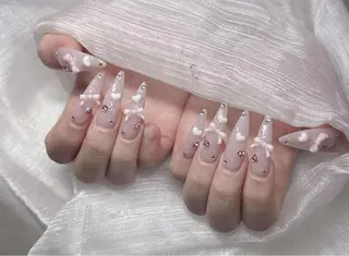 ネイル Lee Nailsのネイルデザイン