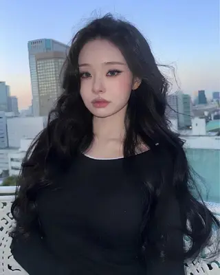 ロング カラー 韓国風暗髪ヘア🤍 🫧MIREIのヘアスタイル