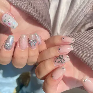 ミディアム m kaori𓃟のネイルデザイン