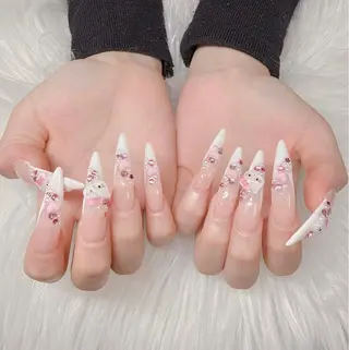 ネイル Lee Nailsのネイルデザイン
