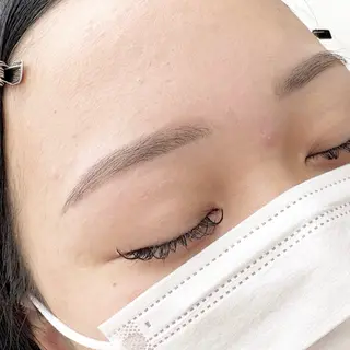 アイブロウ WHITE EYE 鳳店🫧Mizukiのマツエク・マツパデザイン