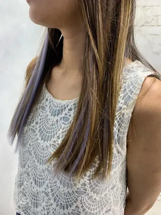 セミロング F-CODE所属・🌶推しカラー RINA🌶´-のヘアスタイル