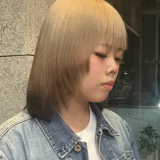 ショート カラー ヘアアレンジ ブリーチカラー特化 🥣/渡邉日向のヘアスタイル