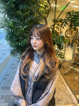 ロング 吉田 愛花のヘアスタイル