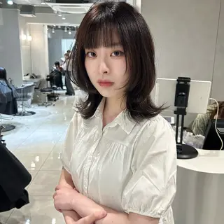 ミディアム カラー ツヤハイトーン/ レイヤー💫mayuのヘアスタイル