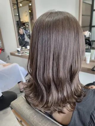 セミロング 韓国カット/透明感 Re.Labo岡本のヘアスタイル