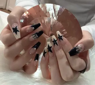 ネイル LoaChaton kaeのネイルデザイン