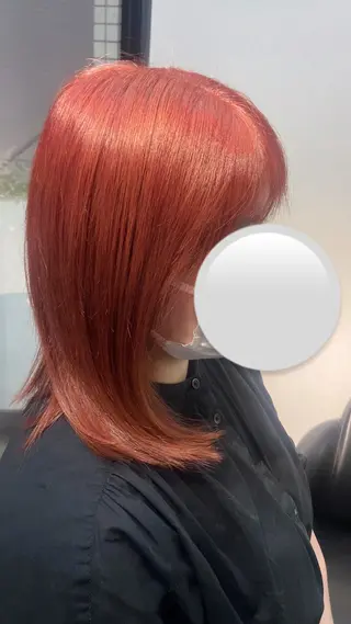 セミロング 瀧下 唯のヘアスタイル