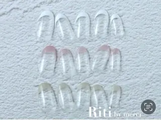 ネイル salon de merci所属・若林 明美のネイルデザイン