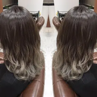 セミロング カラー biscohair 髪にドラマを。のヘアスタイル