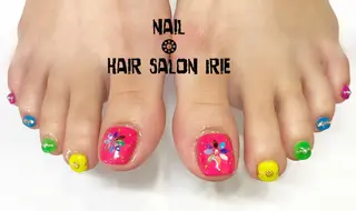 ネイル Hair salon Irie所属・與儀 知佳のネイルデザイン
